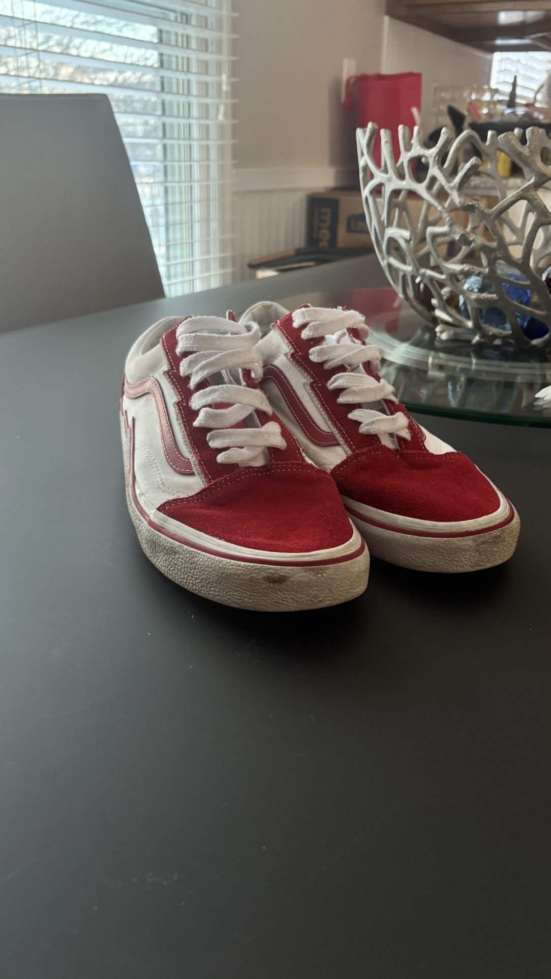 red vans lighting