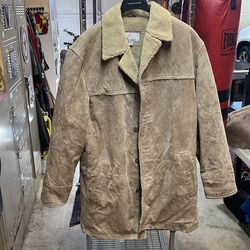 Men’s leather Sherpa lined jacket