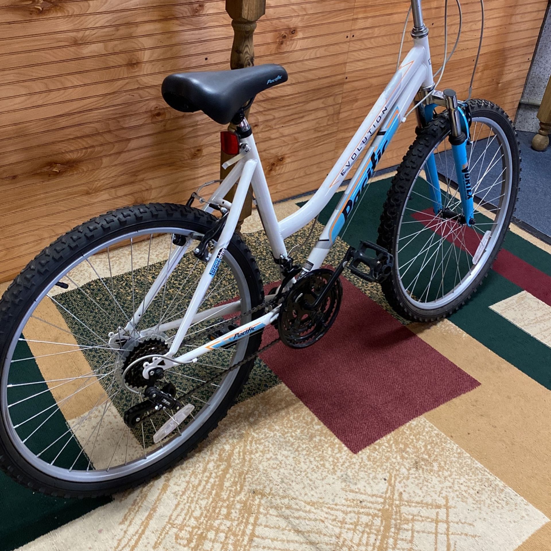 Cycling Bike Pacific Evolution Mountain Bike Pacific Evolution