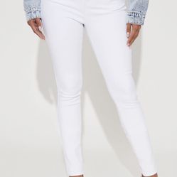 $10 Fashion Nova White Jeans 