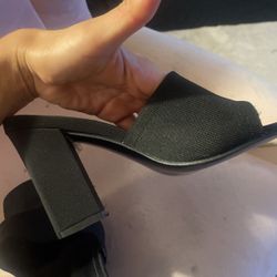 Women's Size 6 Black Minimalist Mule Heels