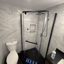 Shower Doors With Installation 