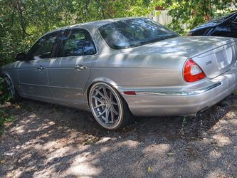 2004 Jaguar XJR