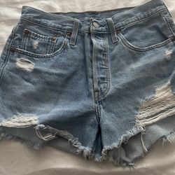 Women’s Levi’s Jean shorts