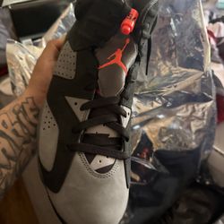 Brand New Dead Stock Jordan Retro 6 PSG 