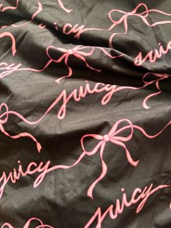 Juicy bedding $15