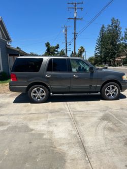 2004 Ford Expedition