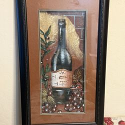 Red & White Wine Bottle Pictures