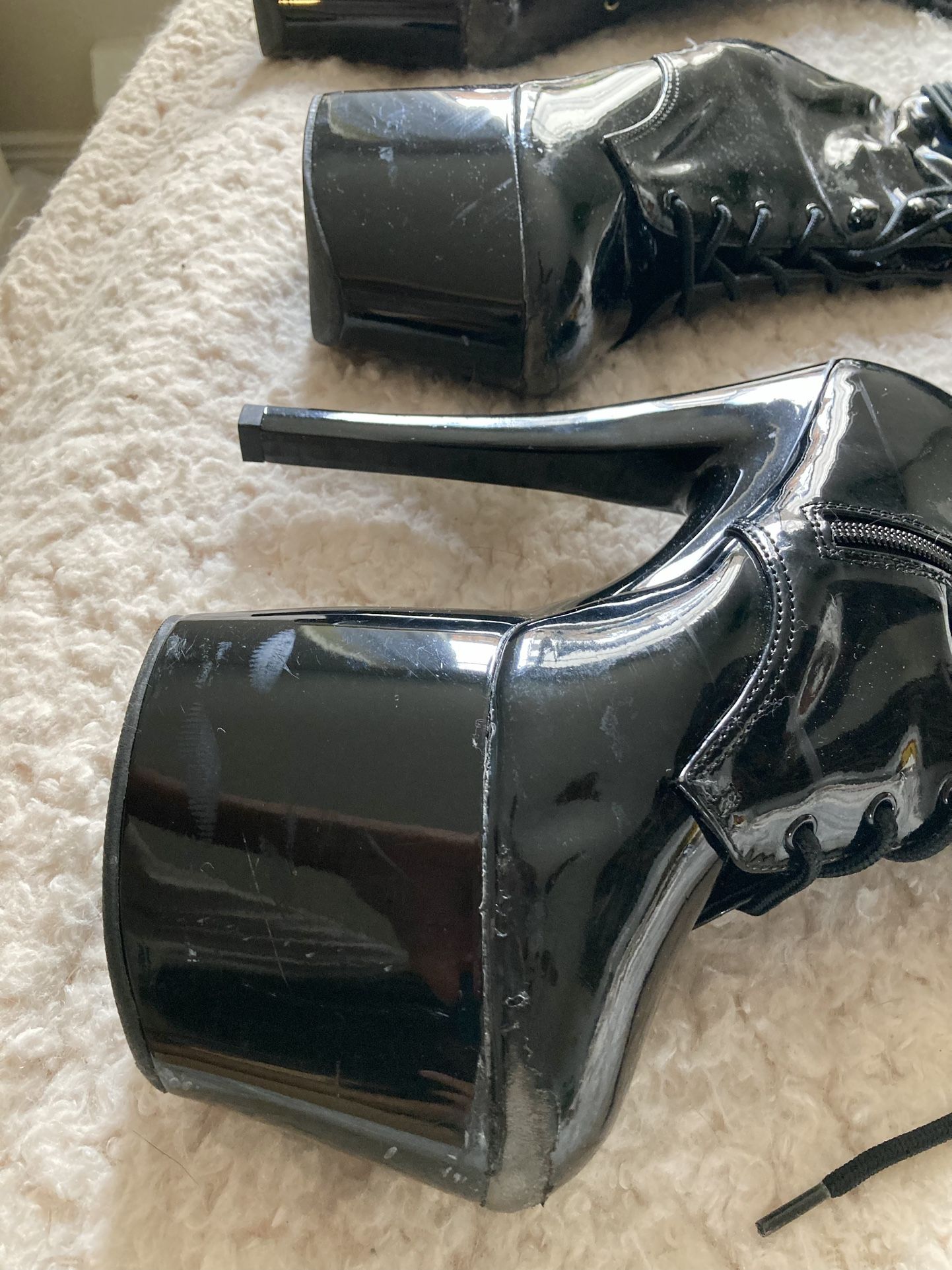 Pleasers Ankle Boots