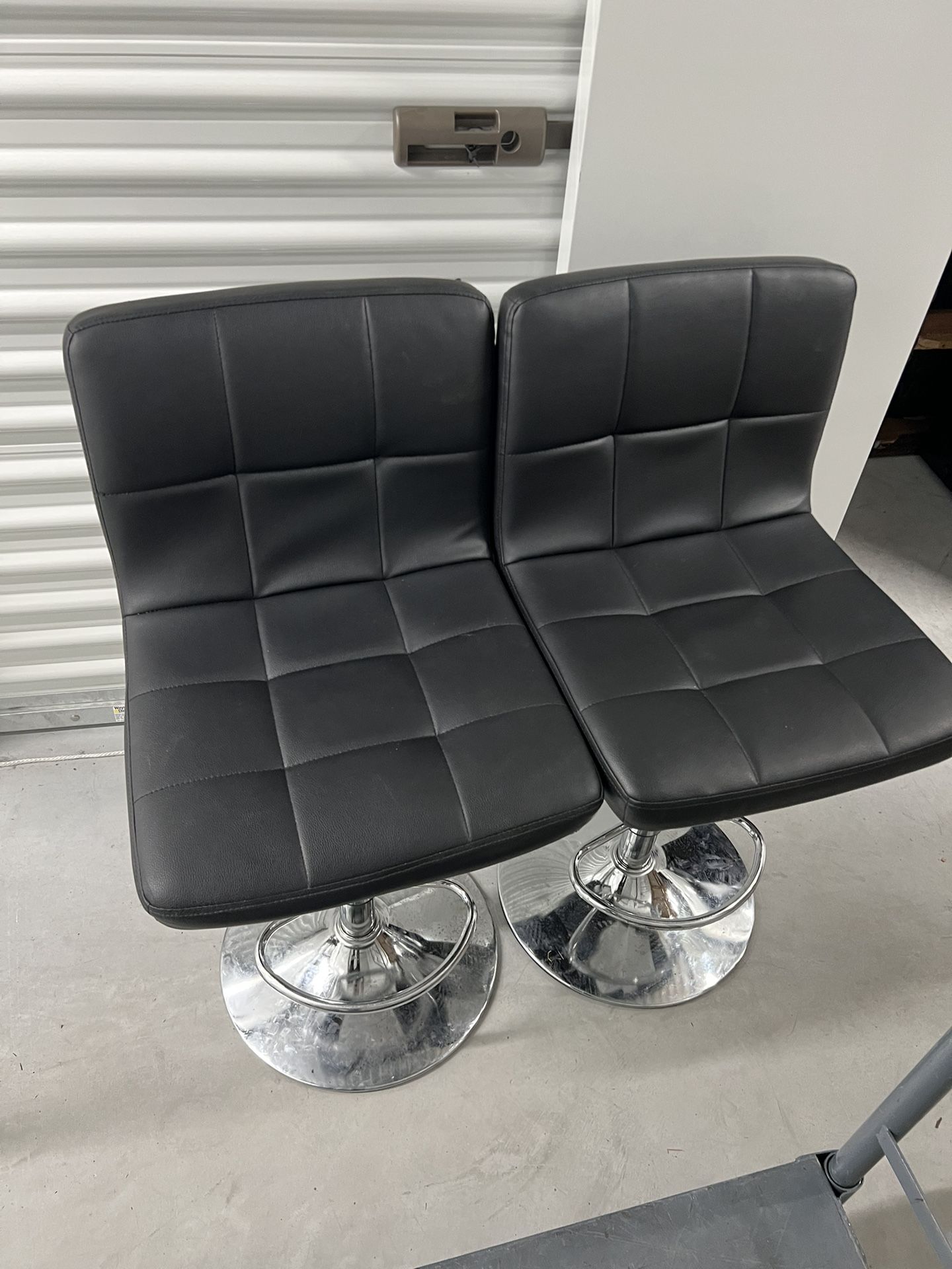 Sectionals And restaurants Booths