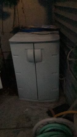 Rubbermaid storage cabinet