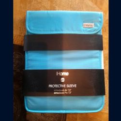iHome Blue Protective Sleeve Case for Macbook