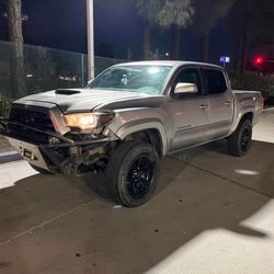 2016 TOYOTA TACOMA TRD 