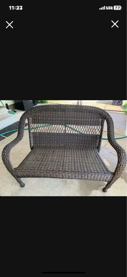 Wicker bench