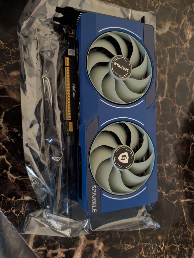 Intel ARC B570 Sapphire 