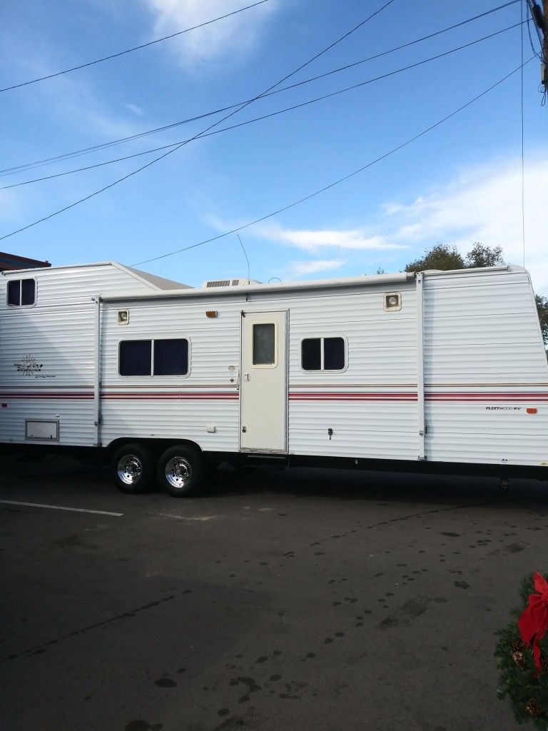 2000 Terry Toyhauler