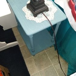 Small Table Baby Blue /// Foot Stool Lifts Up 