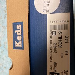 Women’s Keds Size 9 Leather Shoes New