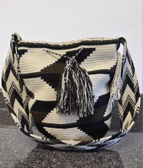 Handwoven Shoulder Bag