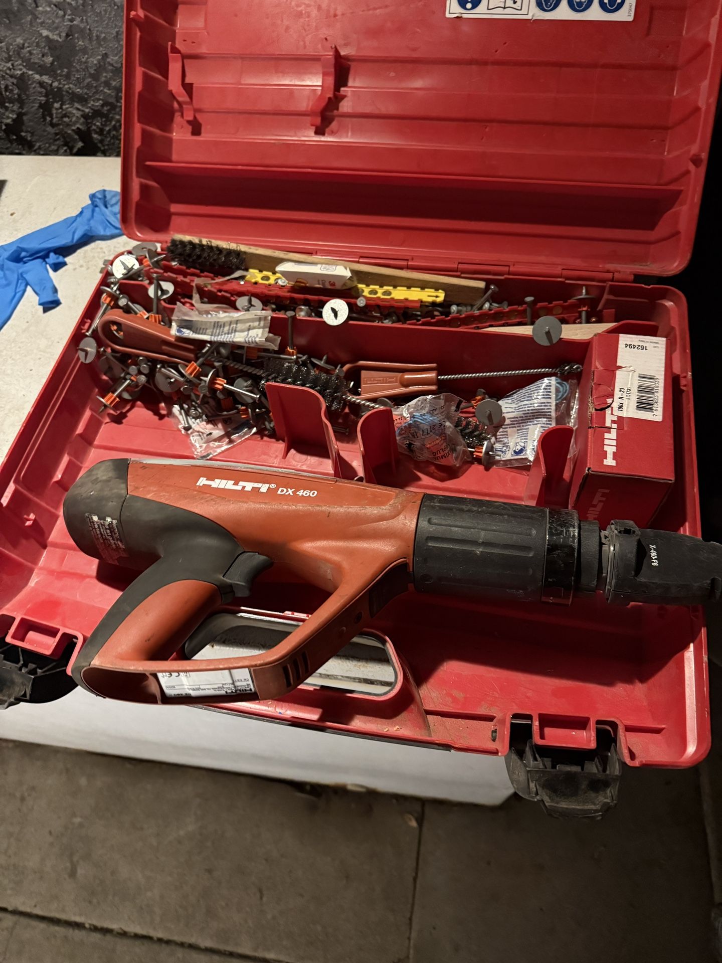 Hilti DX-460 Nail Gun