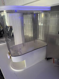 Pantry or countertop food container