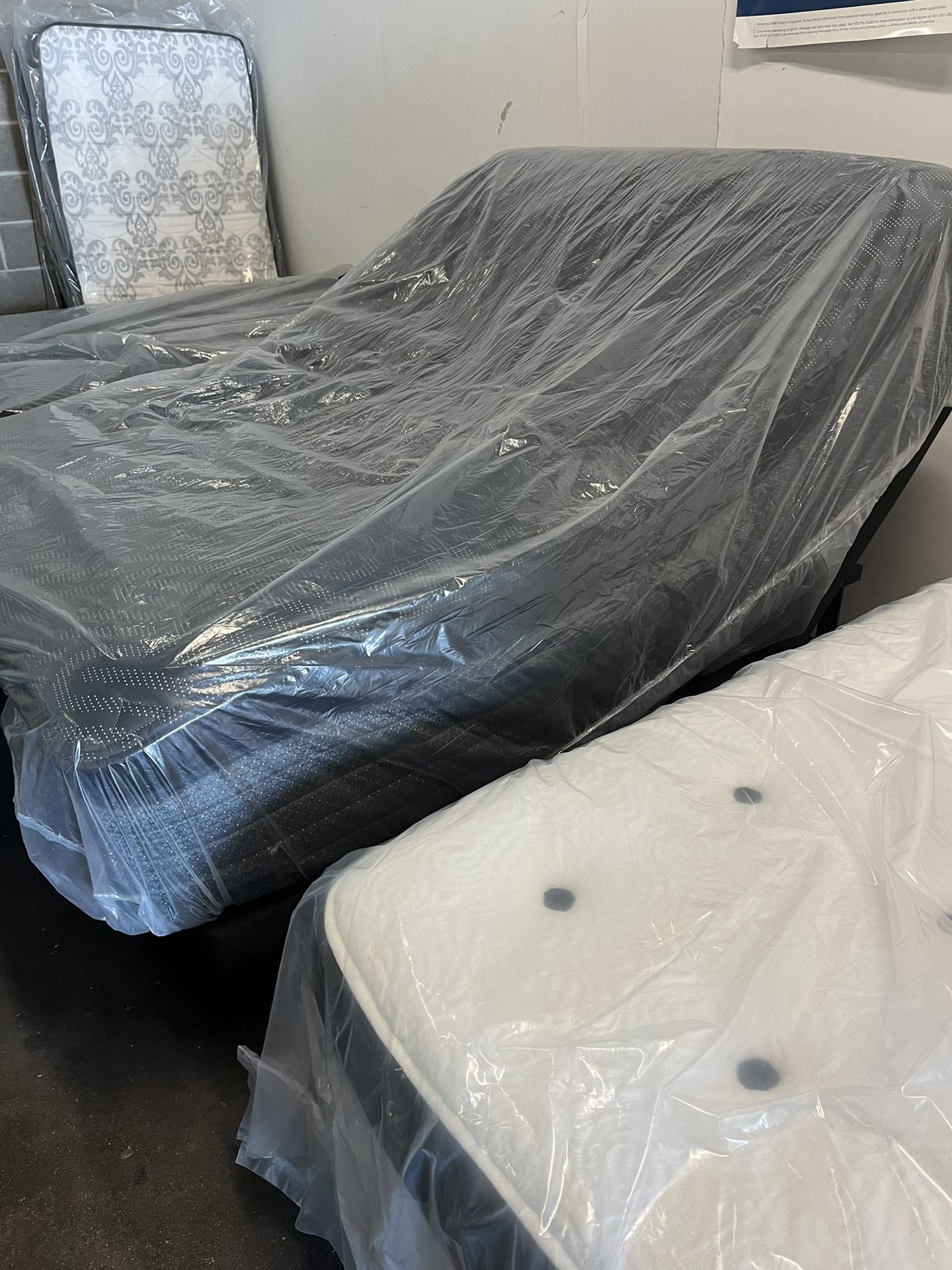 New adjustable bed sets starting at $299 sets include mattress and adjustable base