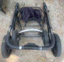 UPPAbaby Vista V1 stroller frame