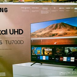 Samsung Crystal UHD TV 55”