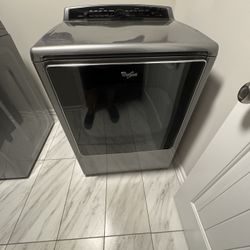 Whirlpool Electric Dryer