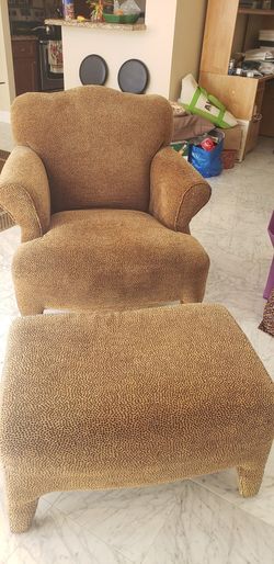 Chair & Ottoman Animal Print