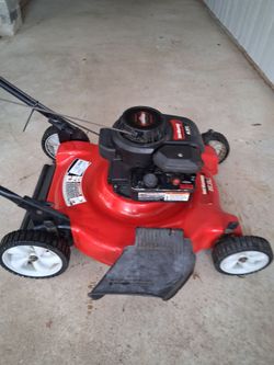 Yard Machines 5.0 hp 22" Lawn Mower