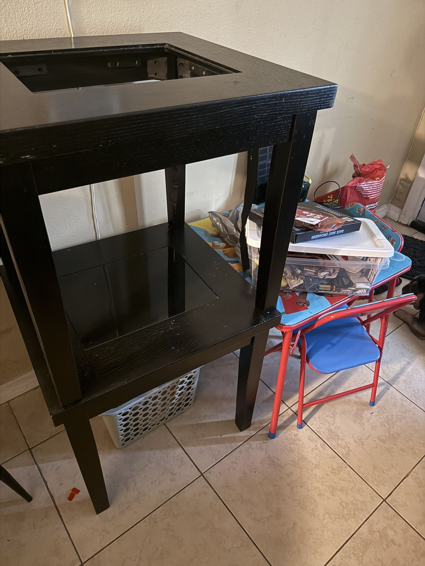 COFFEE & TWO END TABLES