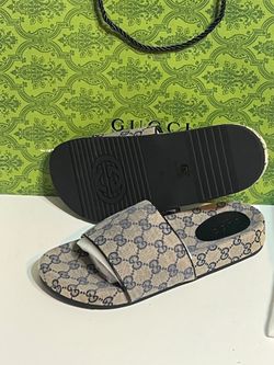 Gucci men slides
