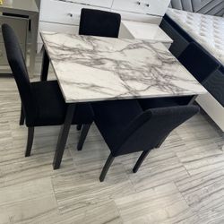 MANAGER SPECIAL--$1 DOWN ONLY!--DELIVERY TODAY!--ALL CREDITS WELCOME!--WE SELL BRAND NEW FURNITURE