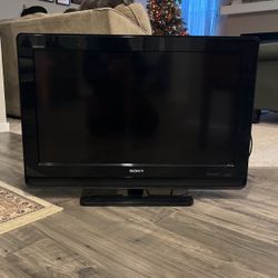 32” HD TV and 3.2 GHz Computer, 8 GB RAM 500 GB ROM COMPUTER 