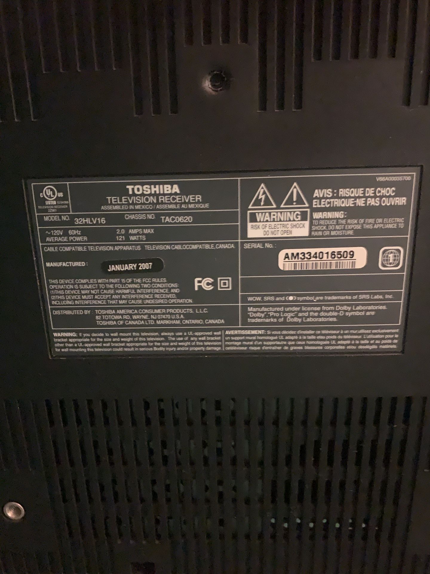 Toshiba 32-inch TV with built in DVD player