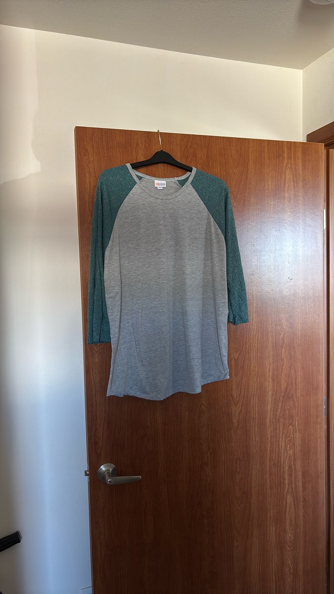 LuLaRoe Long Sleeve Randy - Baseball Style T-shirt 3XL