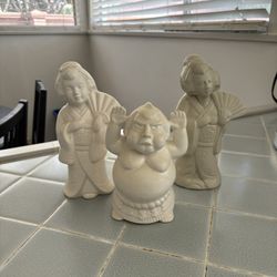 Benihana Statues  