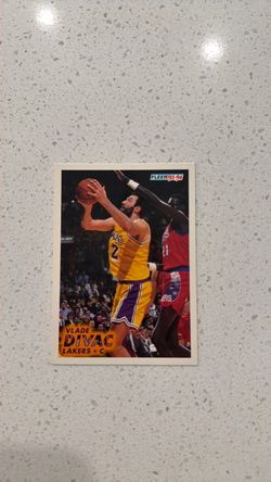 Vlade Divac 1993-94 Fleer Lakers Basketball Card