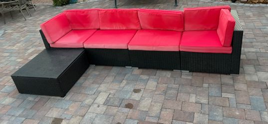 5 Pieces Patio Furniture set All-Weather Outdoor Wicker Sectional Conversation Sofa Rattan patio seating sofa with red cushion and Glass Table and Ott