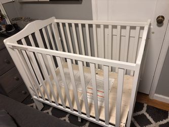 Baby Mini Crib-