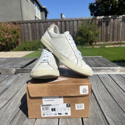 *AS IS* Women’s Veja Esplar Minimalist White Leather Sneaker EU39 (8-8.5)