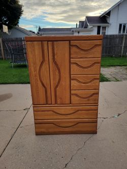 6 DRAWER WARDROBE