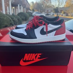 Jordan 1 Low Black Toe Size 9.5