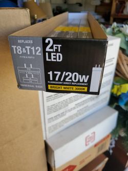 Quantity 3. Replaces T8 And T12 Universal Base 17 To 20 Watt 2 Ft LED Lights Brand New