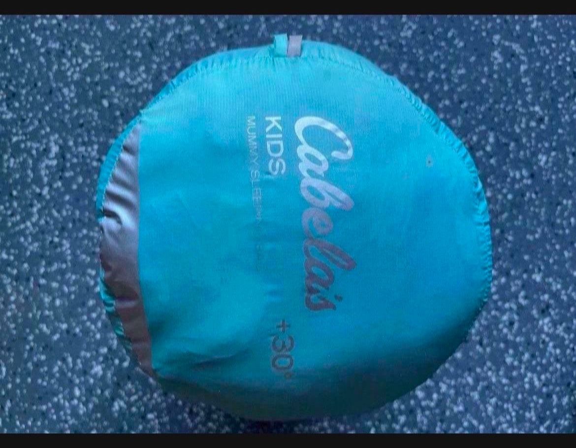 Cabelas 30+ Mummy Sleeping Bag Camping RV Kids Boys Girls Outdoors Spring