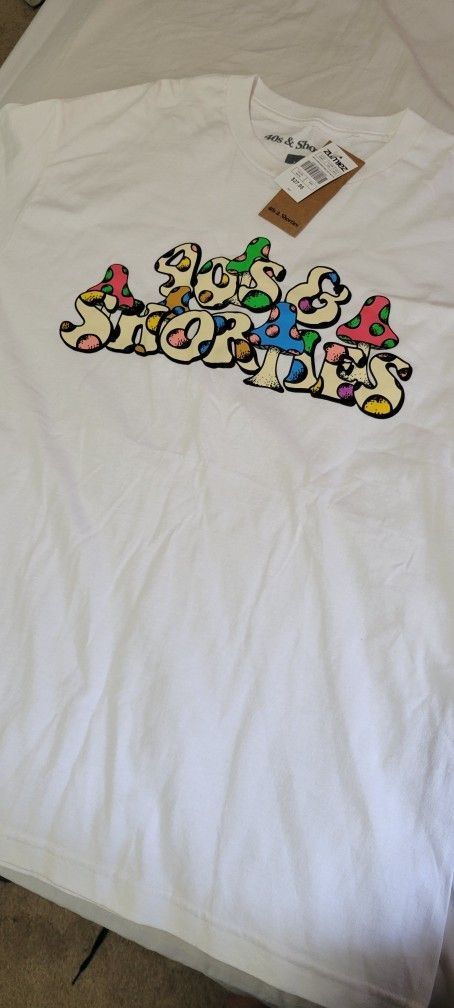 BNWT 40's & Shorties White Tee
