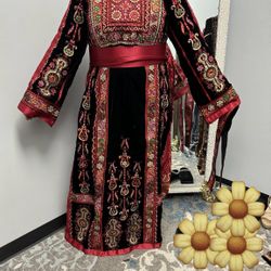 Palestinian Traditional Thobe