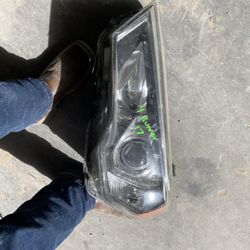 2017 4 Runner Headlight 