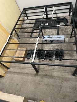 Queen bed frame heavy duty
